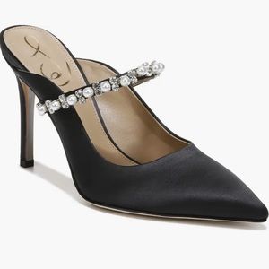 Sam Edelman Hyland Pointed Toe Mule Heel in Black